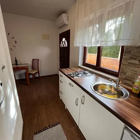 San 3 Apartment *